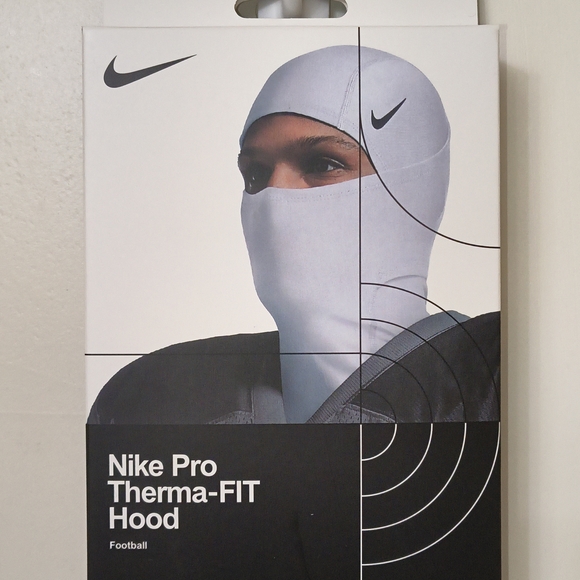 Nike Other - Nike Pro Therma-FIT Hood in White
